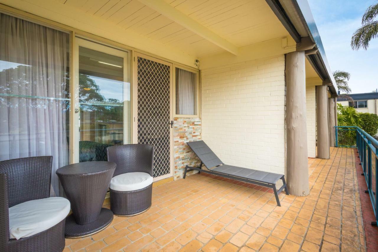 Black Dolphin Motel & Apartments Merimbula Exterior photo